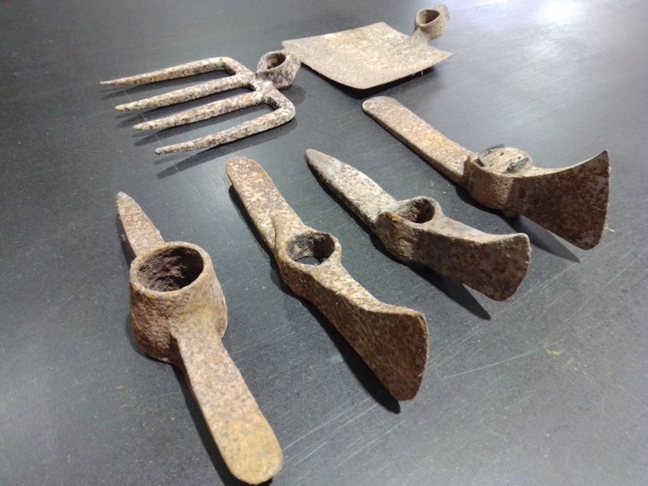 Ferramentas muito antigas