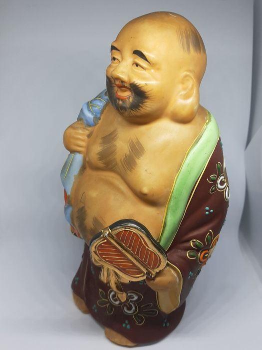 Buda vintage de cerâmica