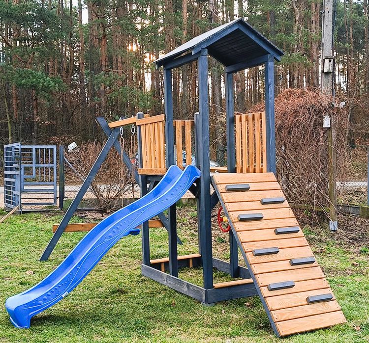 Drewniany plac zabaw, domek, taras, ślizg, huśtawka, piaskownica 14dni