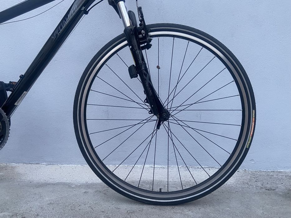 Bicicleta Híbrida Specialized Crosstrail – Muito Estimada (Como Nova)