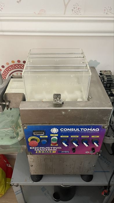 Maquina de salgados consultomaq