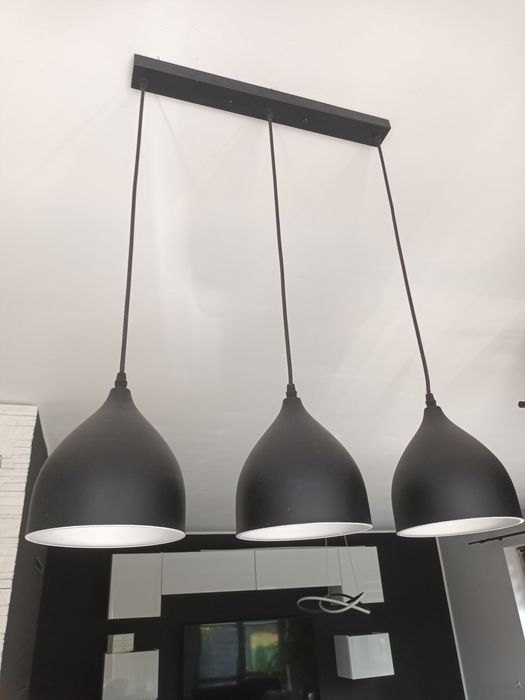 Lampa 3 klosze metalowe