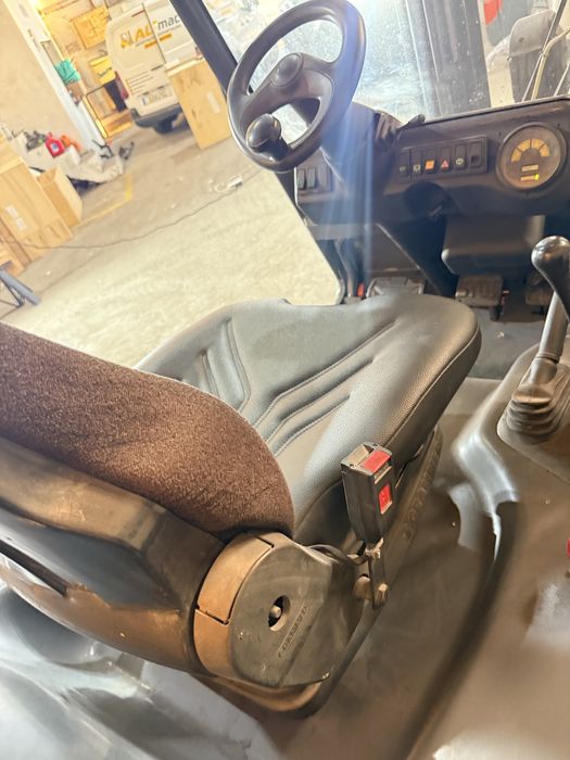 Empilhador Linde eletrico E30