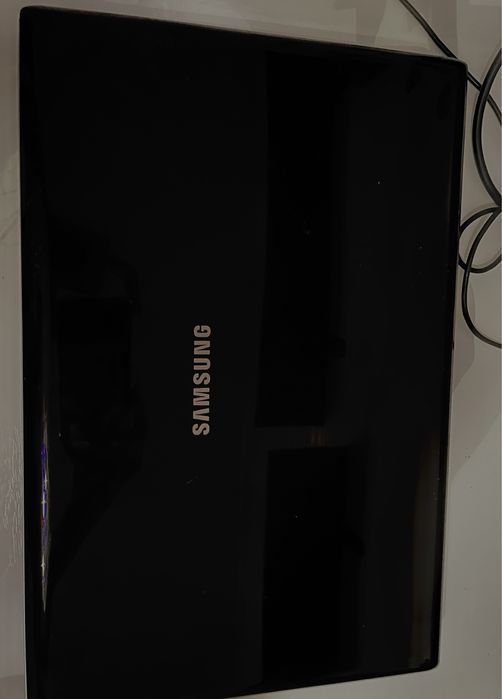 Ноутбук Samsung R518
