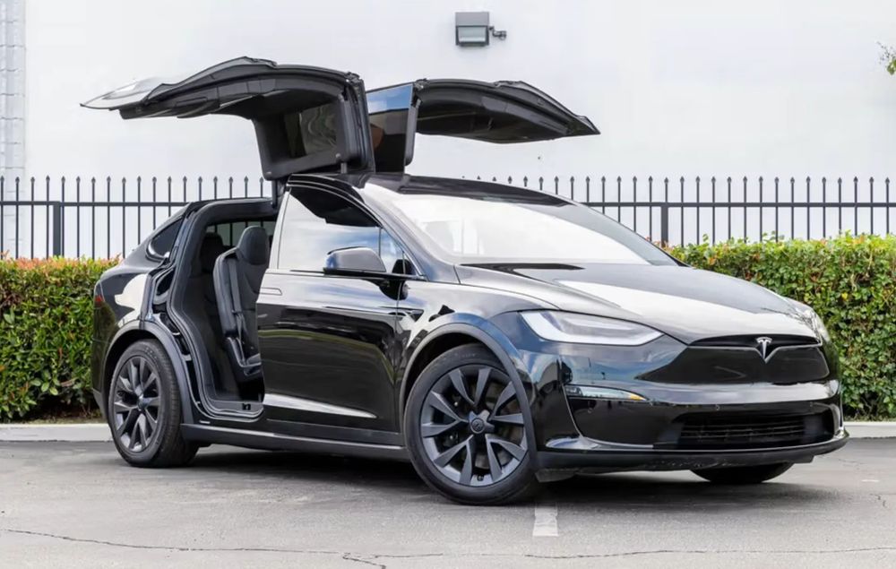 Tesla Model X Tesla Model X Long Range/Performance