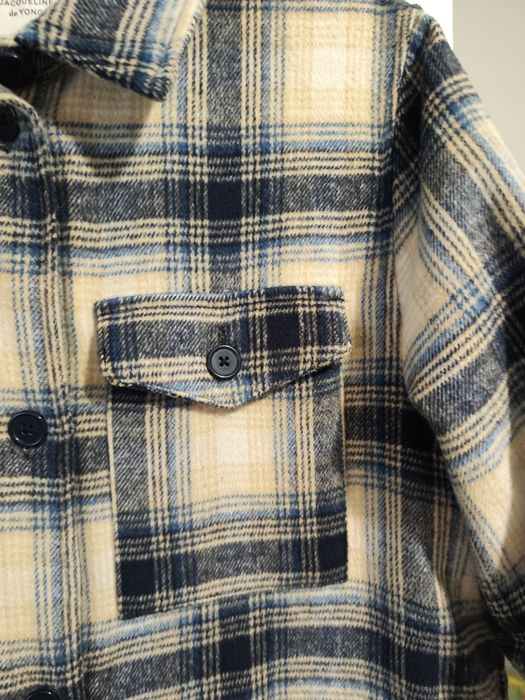 Płaszcz koszulowy, płaszcz w kratkę