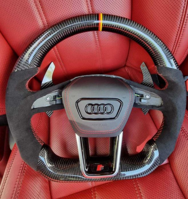Руль карбоновый Audi Q8 4MN SQ8 RSQ8 / Q7 4M SQ7 / S5 RS5 / S6 RS6 / S7 RS7 / S8 / R8 / A6 A7 C8 / A8 D5 / e-tron GE кермо