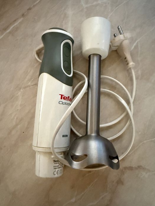 Продам блендер Tefal Optichef (модель HB643138).