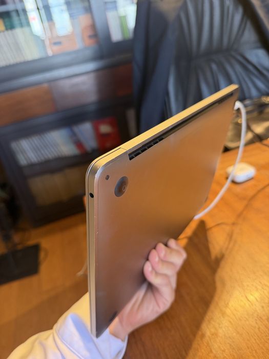 Mac book pro 13 polegadas 2020 (com touchbar)
