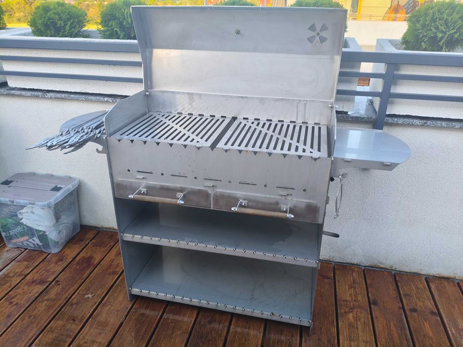 Grill solidny nierdzewny