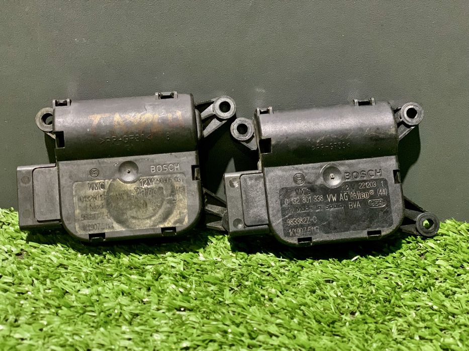 Заслонка моторчик пічки привод печки сервопривод Golf 4 Touran Audi VW