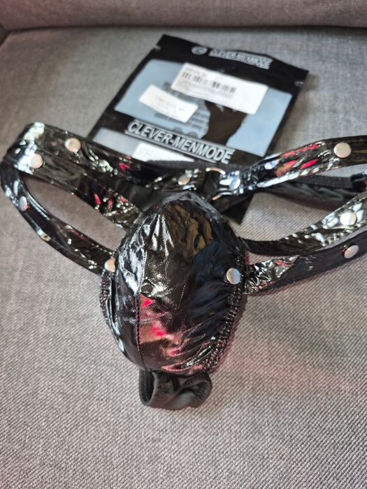 Super wygodne seksi stringi z kieszonką