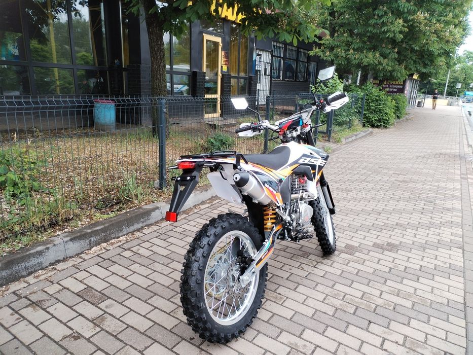 Мотоцикл BSE J3 ENDURO (175FMM)