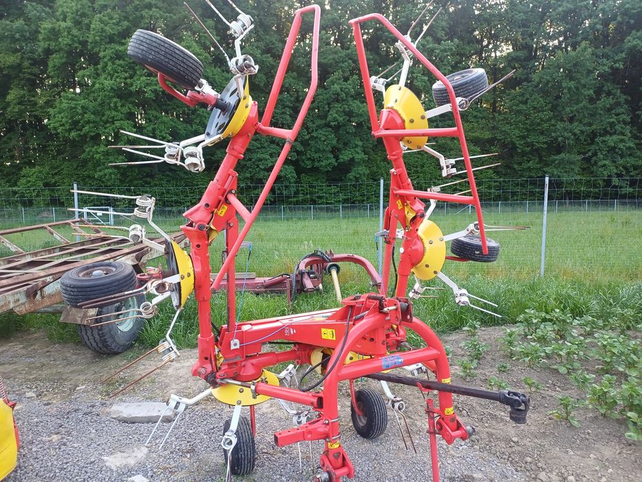 Przewracarka pottinger  EUROHIT  61 N ,kuhn  ,claas