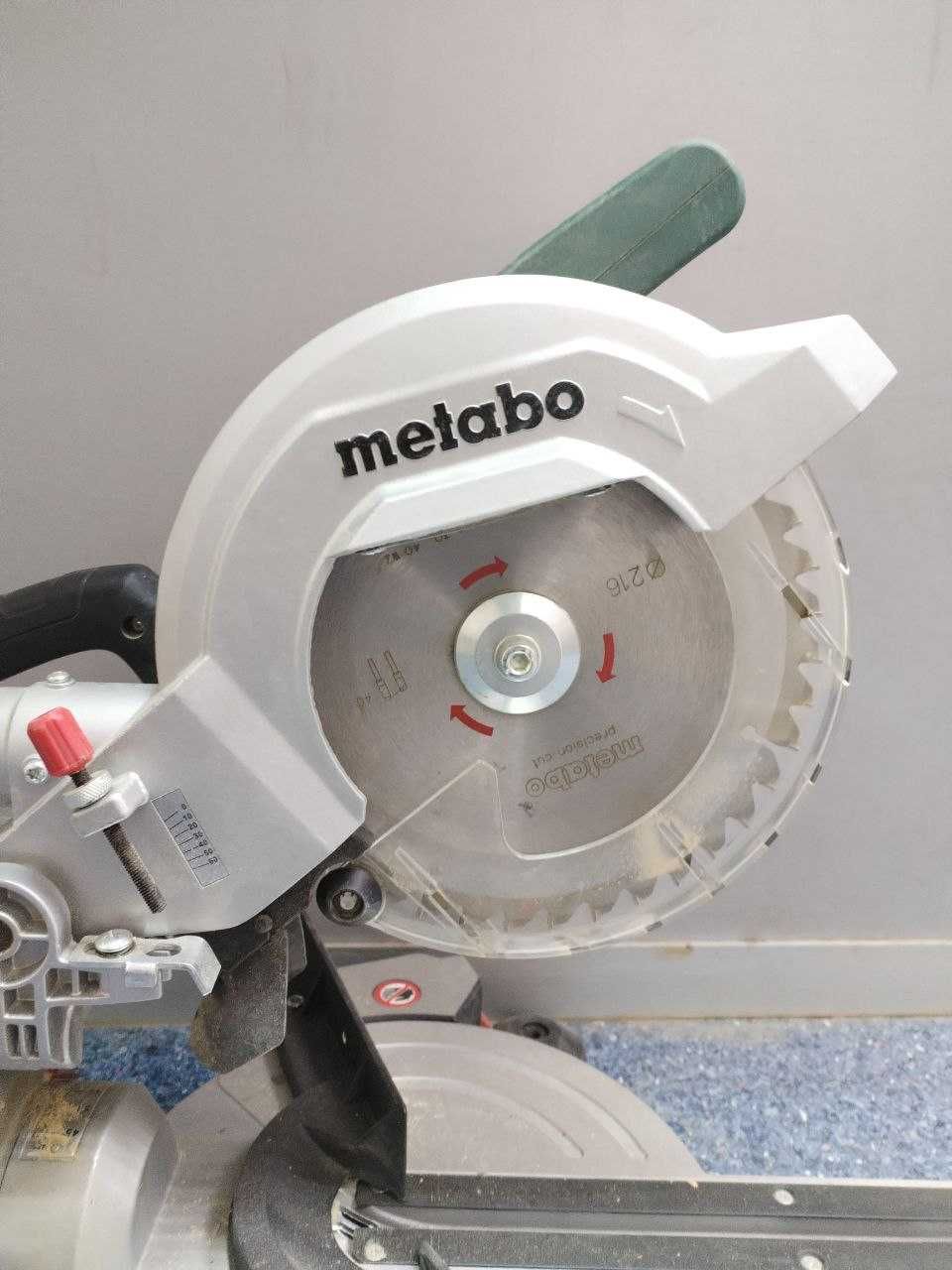 Торцовочная пила Metabo KGS 216 M: 5 865 грн. - Електроінструмент ...
