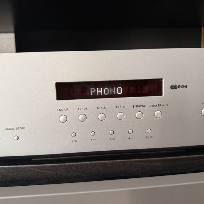 Amplificador Hi Fi Cambrigde Audio AXR 100