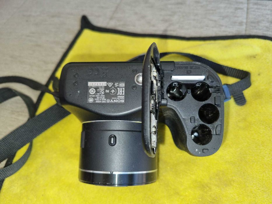 Sony Cyber-shot DSC-H300 — 20MP, Zoom 35x, Óptimo Estado!