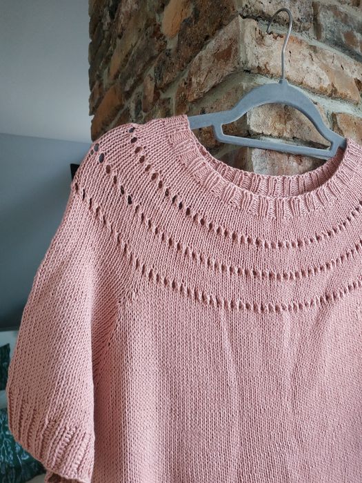 Sweter rękodzieło