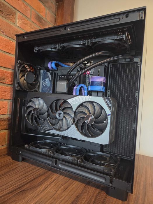 13900k, RTX 4090, 64 GB RAM, 2 TB SSD, 1200 PSU, NZXT H9