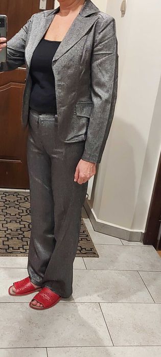 Elegancki damski garnitur,kolor stalowy
