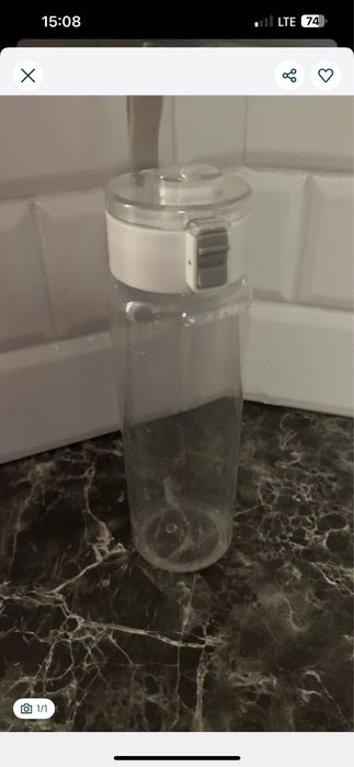 Bidon do napoi zamykany