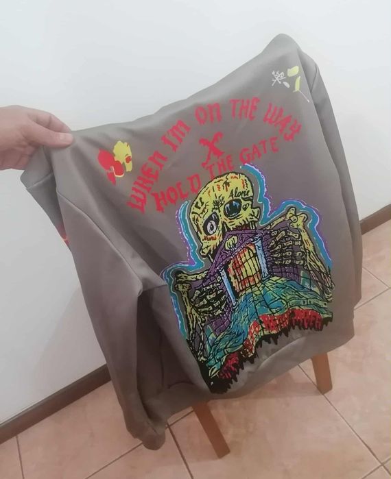 Hoodie completamente novo