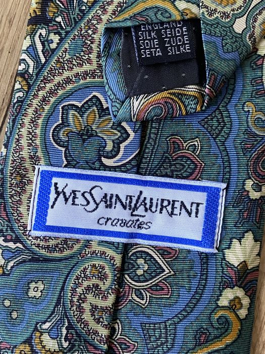 Галстук.шелковый галстуе. Галстук Saint Laurent.