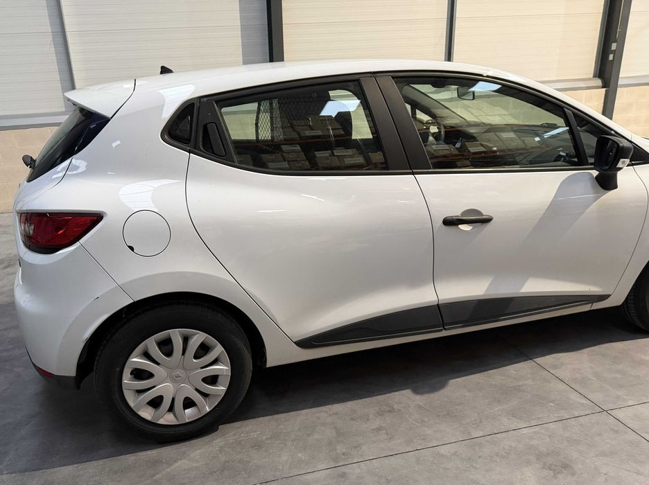 Clio comercial 5 Portas