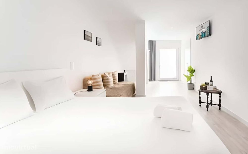 Spacious studio in Porto