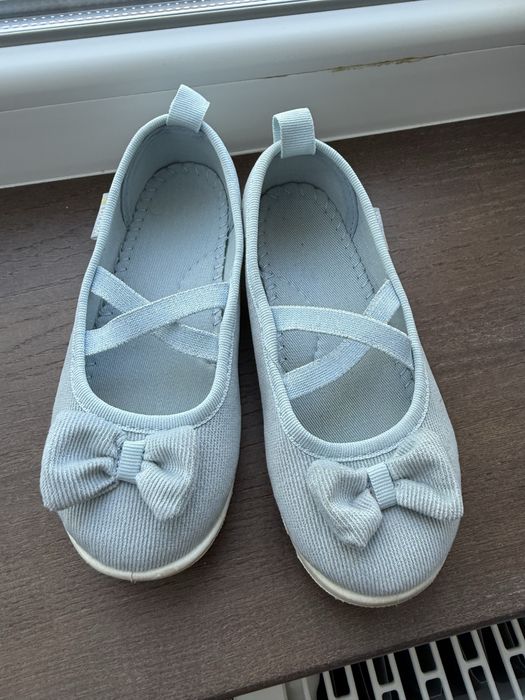 Туфлі для дівчинки