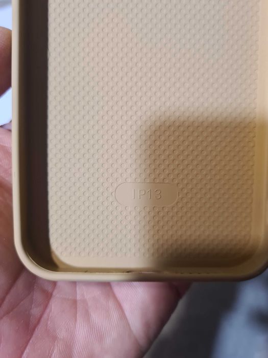 case etui do iPhone 13 korek