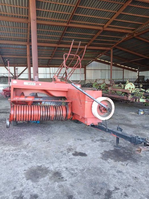 продам підбирач соломи прес-підбирач Sipma Z224