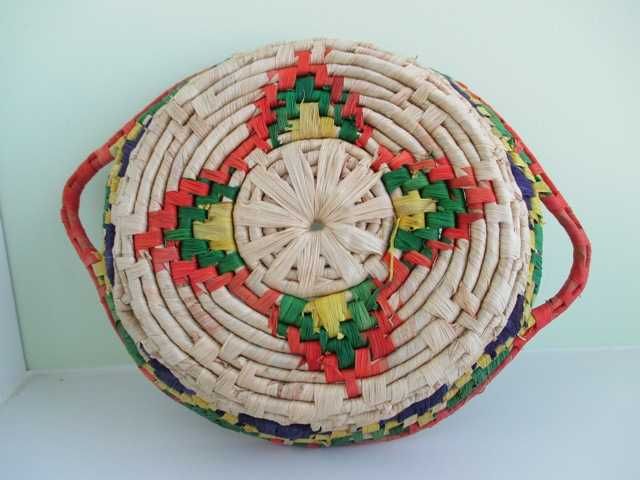 Colorida Base para Frigideira ou Prato de Servir