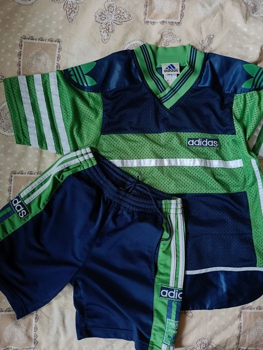 Dresik sportowy dla chłopca