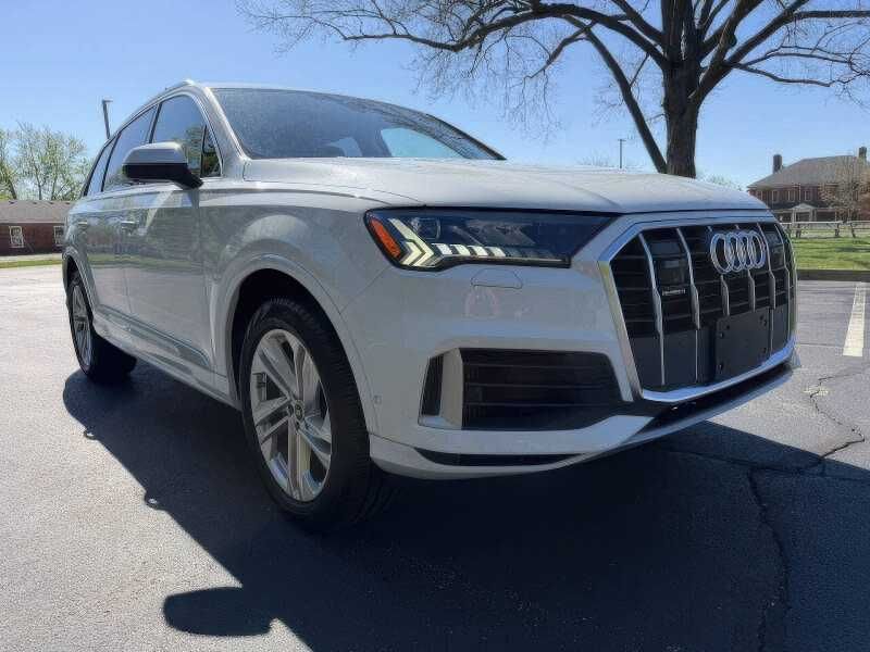 2023 Audi Q7 quattro Premium Plus 55 TFSI
