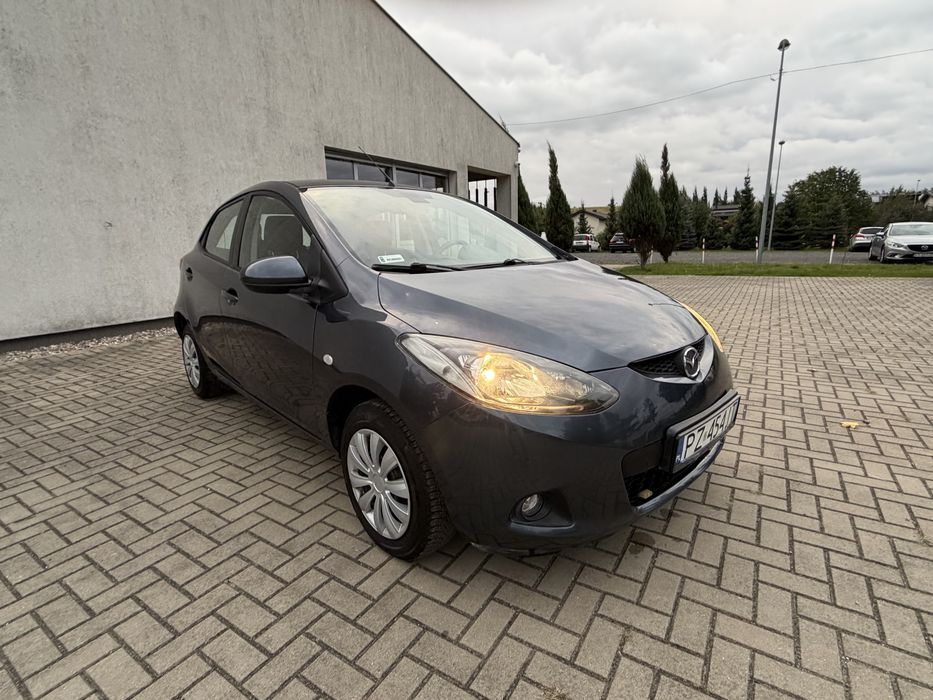 Mazda 2