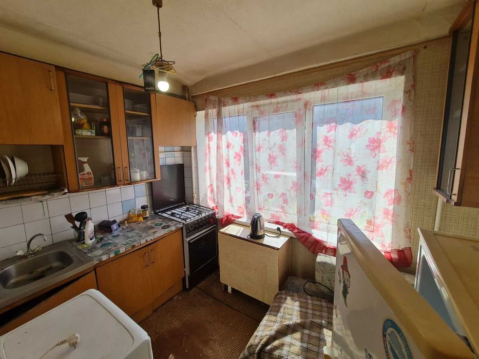 Здам 1 кім. квартиру, бул. Перова 44, житловий стан, газ.