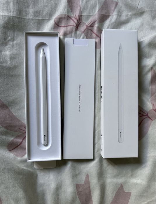 IPAD 11gen + APPLE Pencil (usb c)+case zamykany do ipada