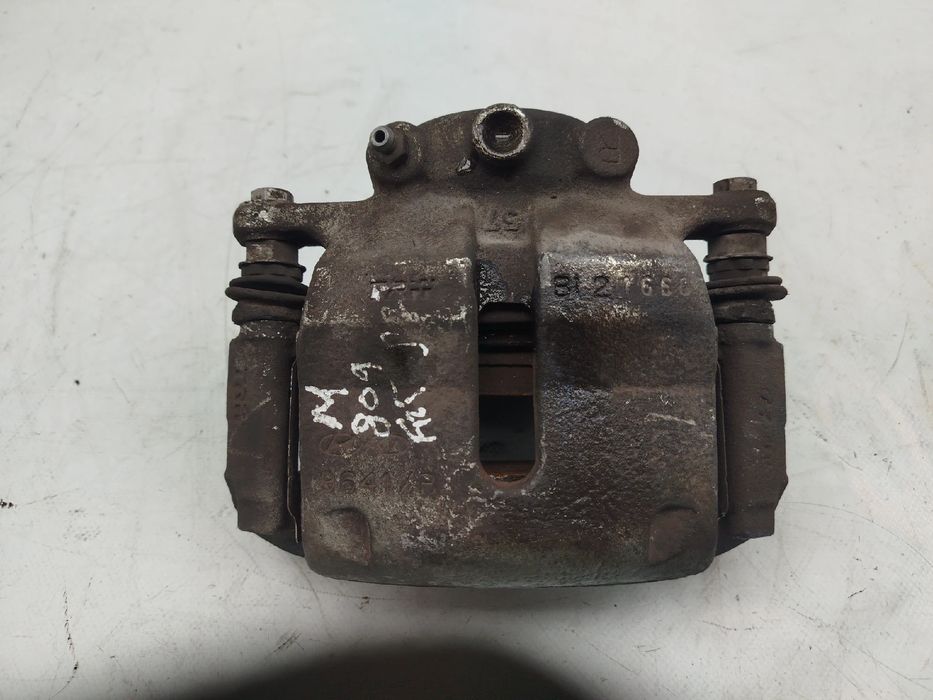 Pinça travão / maxila de travão frente direita KIA Venga (YN)