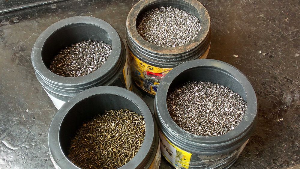 Винт,гайка,шайба М1,М1.2,М1.6,М2,М2.5,М3,М4,М5,М6-латунь,сталь