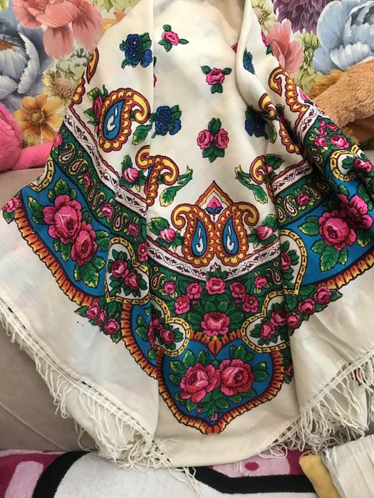 Старовинна велика хустина