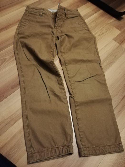 Spodnie chłopięce 8 lat