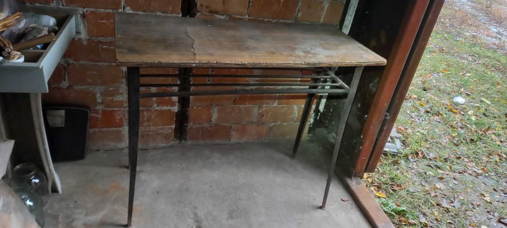 Стол металлический   б у