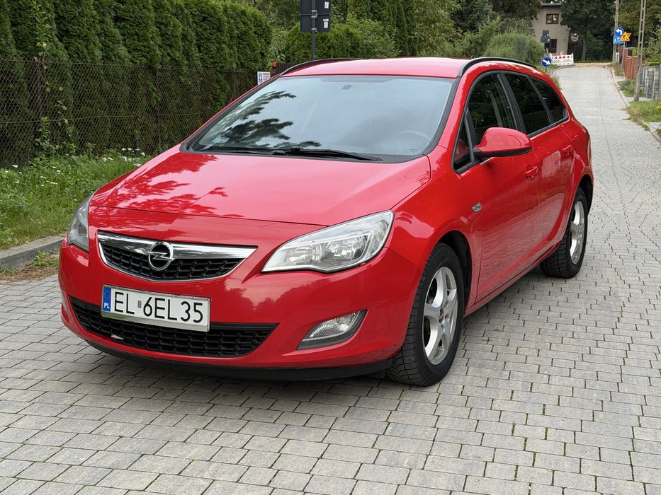 Opel Astra_1.7 CDTI_Klimatronik_2011r_Nowy PT_Navi_