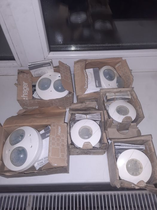 Датчик присутності Hagger EE810,815