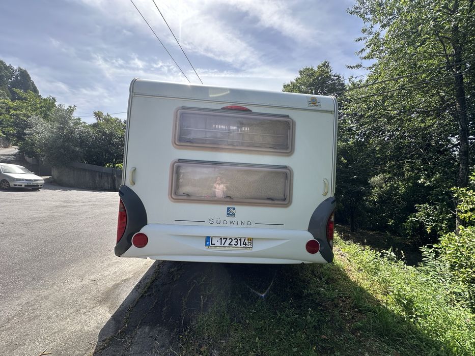Caravana Knaus 550