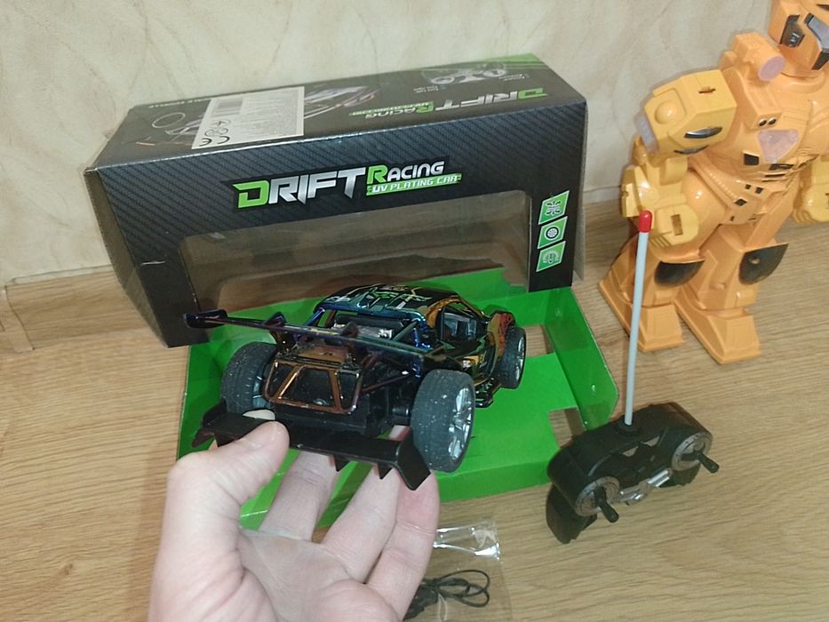 Дрифт машинка R/C зі світлом на радіо керуванні + робот