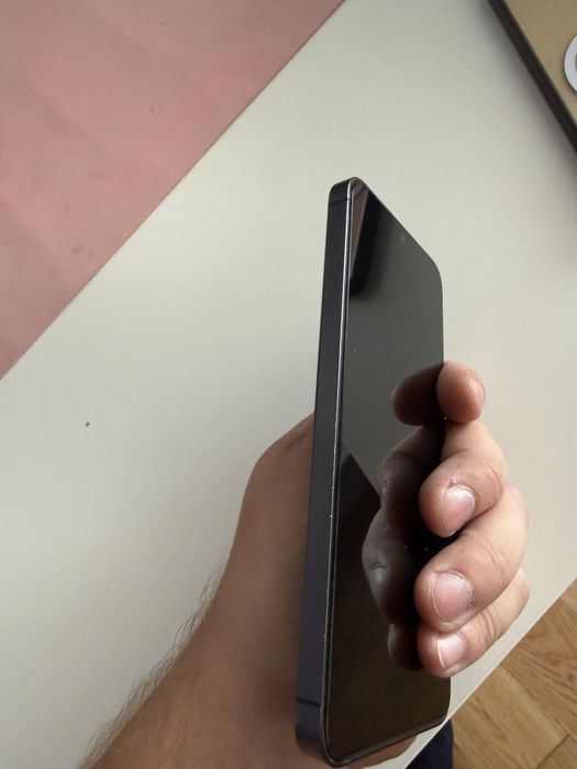 Samsung  Galaxy S24 plus
