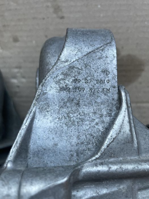 Подушка (опора) двигателя Audi , VW , Porsche