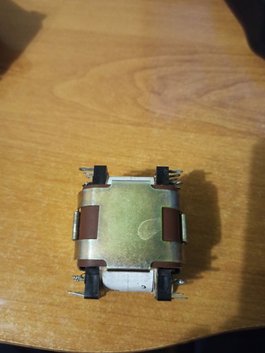 Трансформатор понижающий